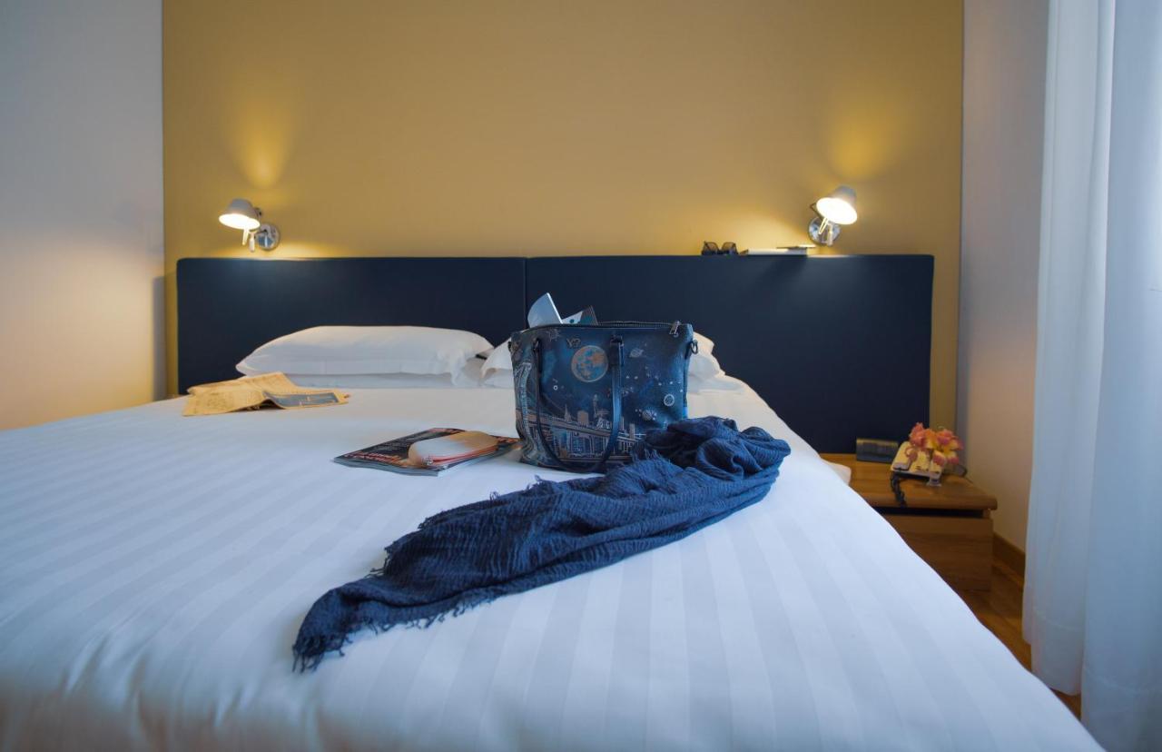 Mistral2 Hotel Οριστάνο Εξωτερικό φωτογραφία
