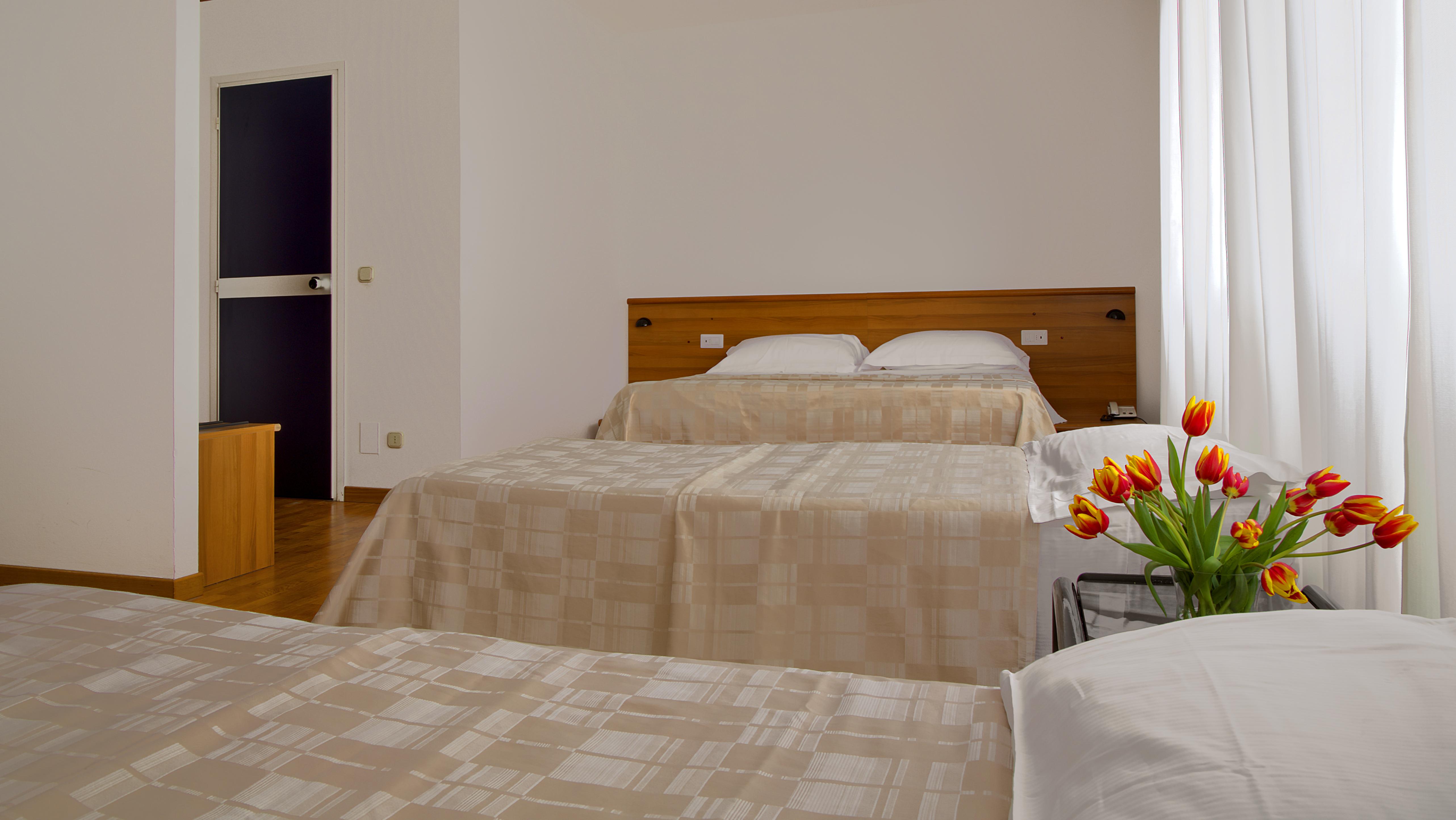 Mistral2 Hotel Οριστάνο Εξωτερικό φωτογραφία