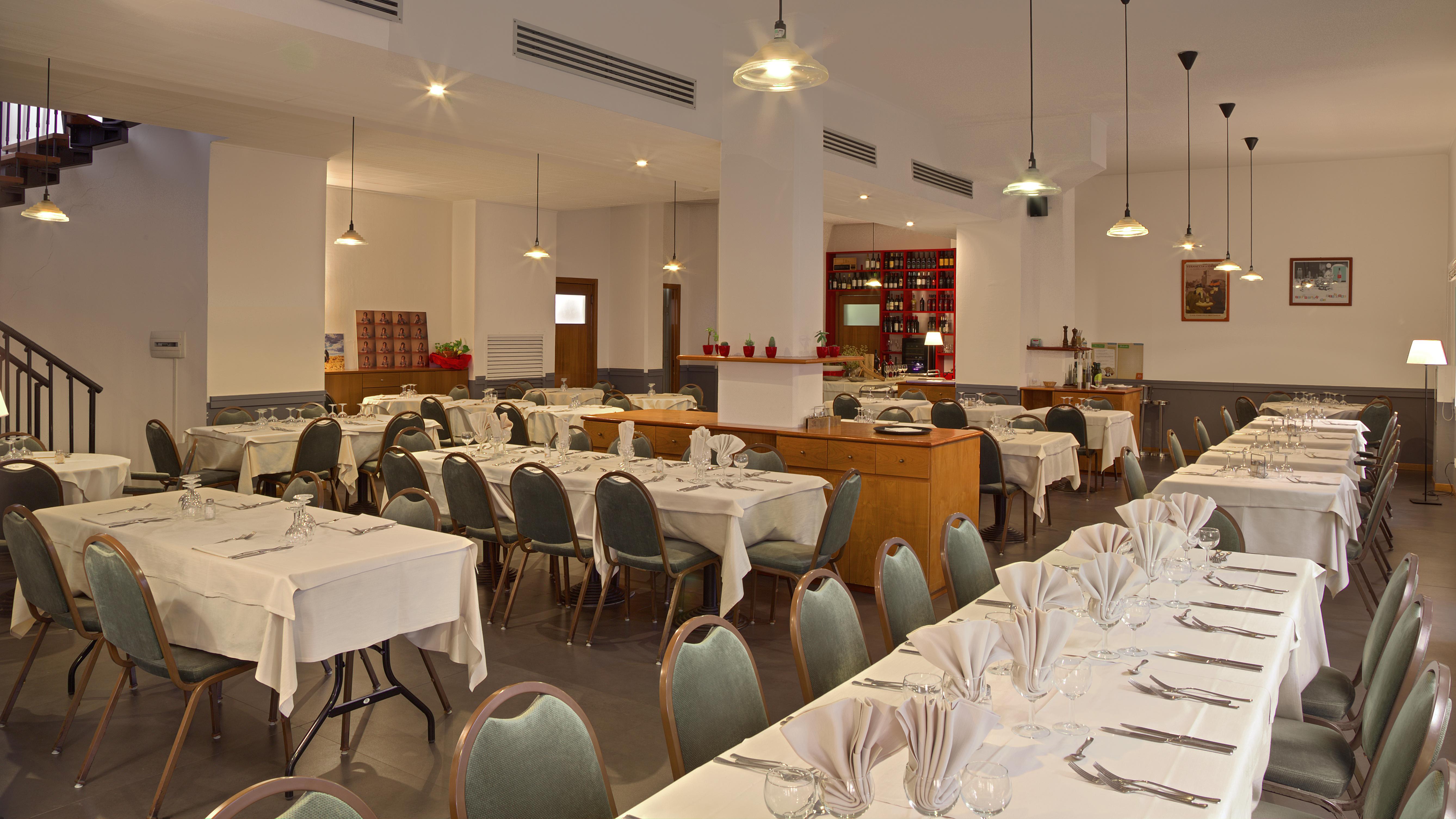 Mistral2 Hotel Οριστάνο Εξωτερικό φωτογραφία