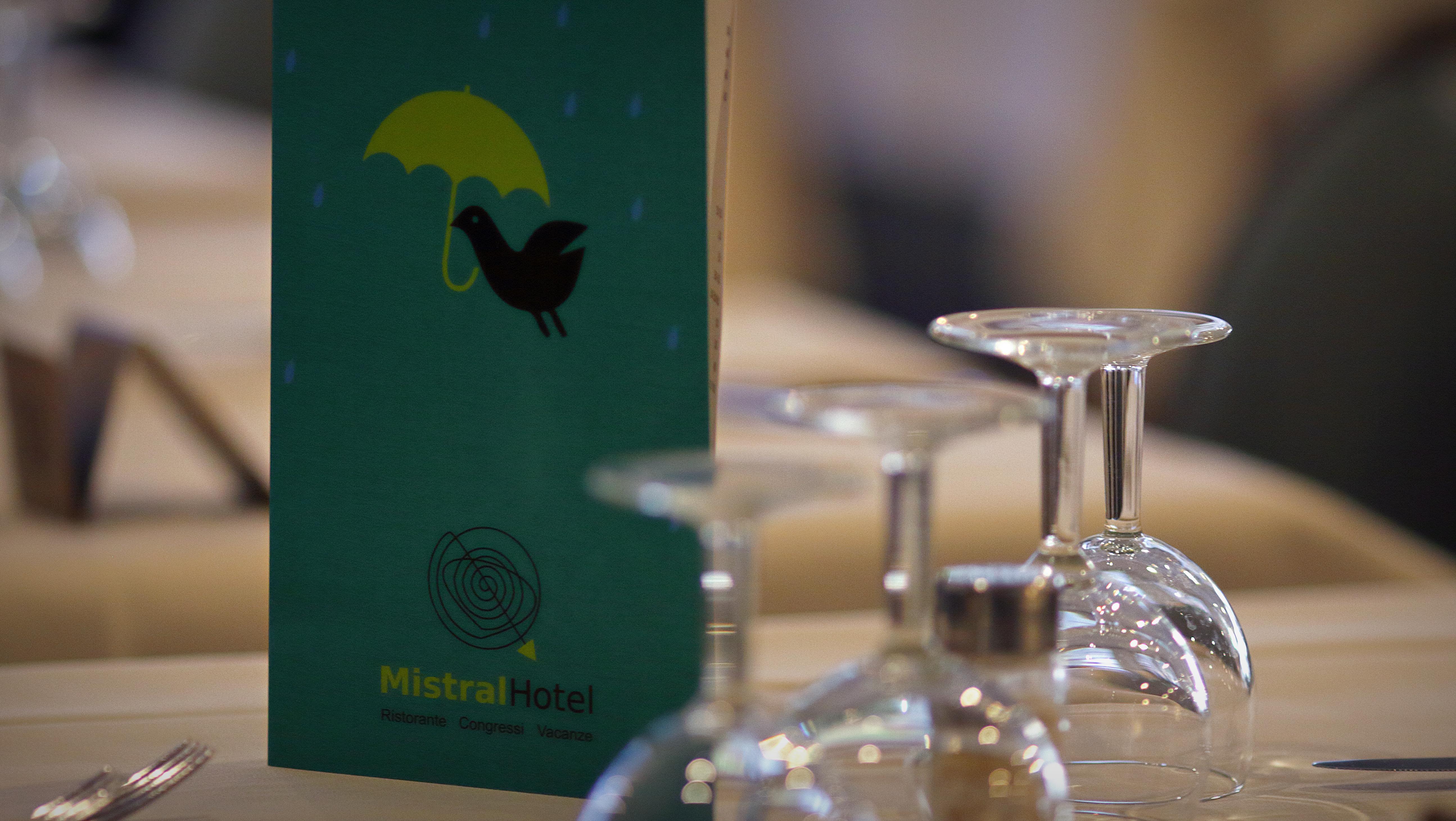 Mistral2 Hotel Οριστάνο Εξωτερικό φωτογραφία